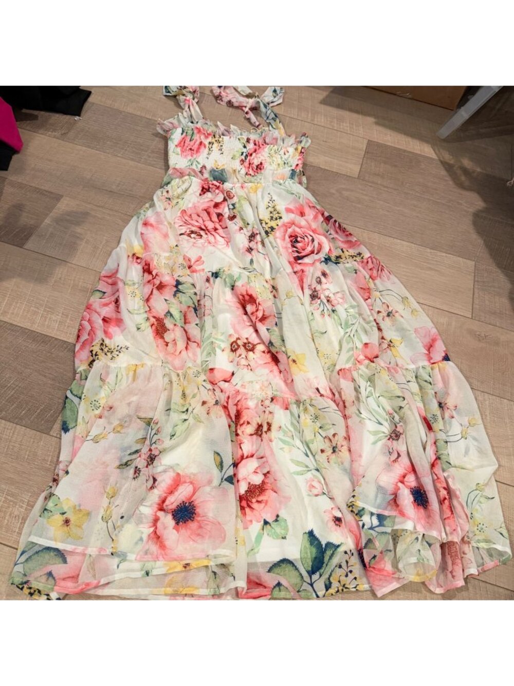 FLYING TOMATO WOMENS SMALL FLORAL GARDEN PARTY DRESS